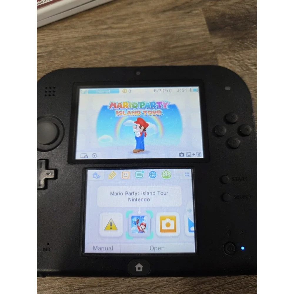 Nintendo 2ds FTR-001 With 2 Games, 4GB SD Card, Charger, & Stylus Tested Works!
